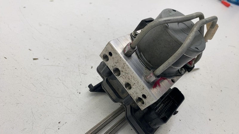 ⭕20-24 Model Y Anti-Lock Brake System ABS Pump Module w/ Brake Line 10