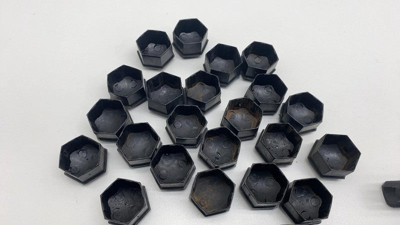 20214487 2024-2025 Tesla Cybertruck x4 Wheel Hub Center Cover w/ x22 Lug Nut Cover Black