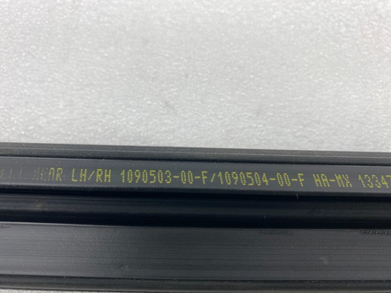 1090503 00 F ⭕ 17-23 Tesla Model 3 Rear Left Door Window Inner Belt Rubber Seal 1090503-00-F