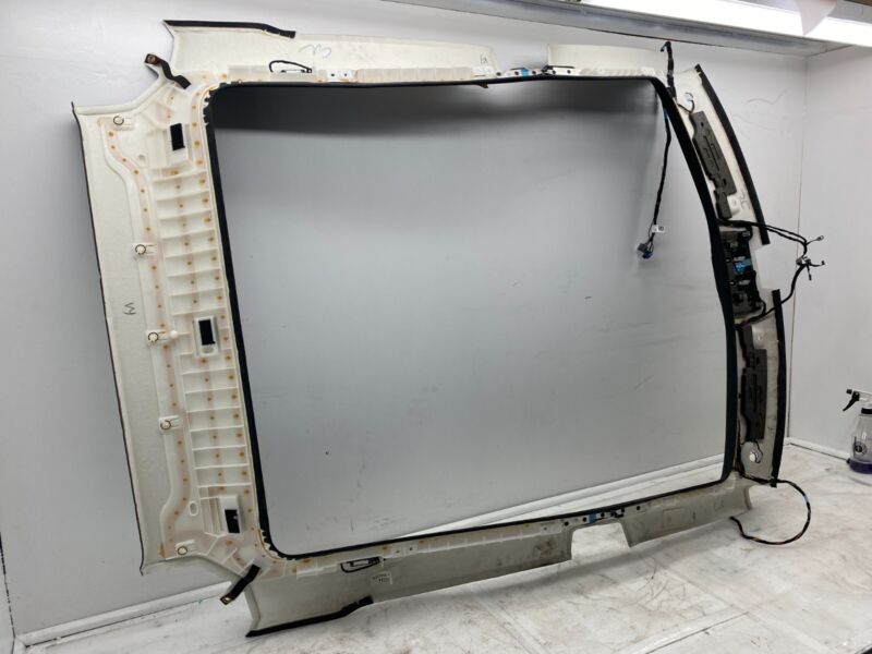 1037523-00-T 2016-2020 Tesla Model S MS Panoramic Sun Roof Ceiling Moonroof Headliner Black