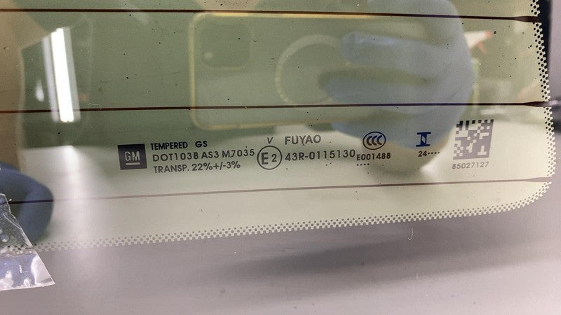 ⭕19-25 Silverado 1500 Back Rear Cabin Rear Screen Glass Fixed Window 8