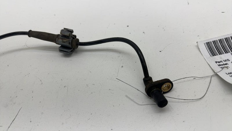 23498355 ⭕ 2014-2018 Silverado 1500 Front Left or Right ABS Wheel Speed Sensor 23498355