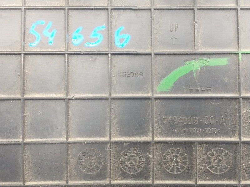 ⭕ 2020-2024 Tesla Model Y Rear Bumper Tow Hitch Cap Cover Assembly 149