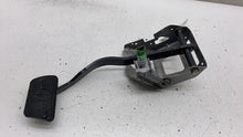 ⭕ 2017-2020 Maserati Levante Front Brake Foot Stop Pedal w/ Bracket 06700311040