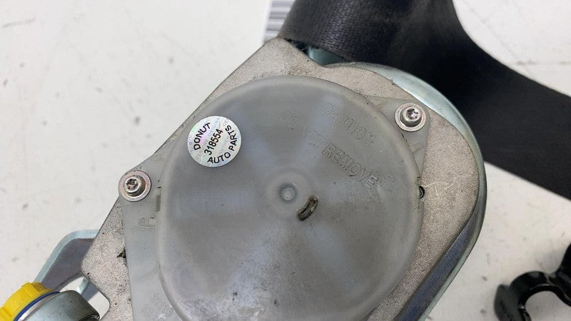 ⭕ 2011-2018 Jeep Wrangler Front Driver Side Seatbelt & Retractor Left 