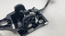 ⭕ 2019-2025 Chevrolet Silverado 1500 Brake Foot Stop Pedal w/ Bracket 85711111