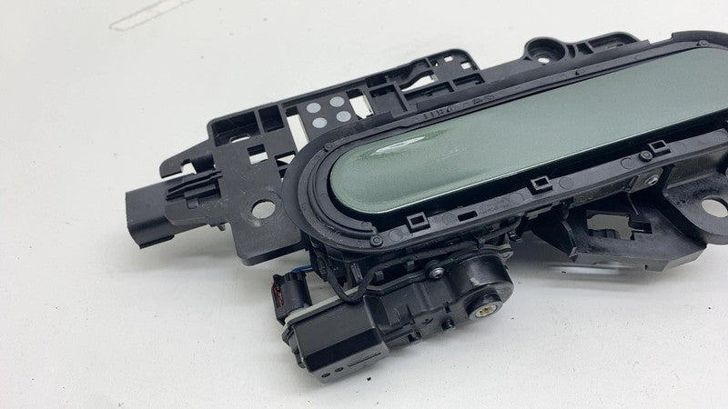 PT00002455-J ⭕22-24 R1T R1S Right Front / Left Exterior Door Handle Green EXP006 PT00002455-J