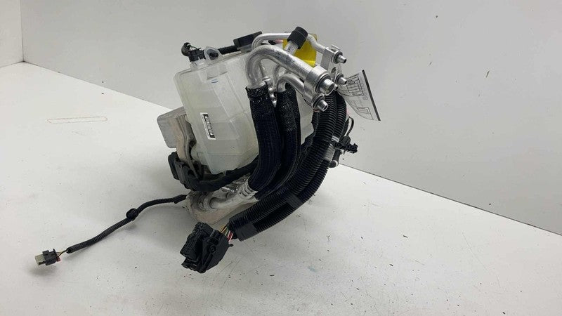 21-25 Model 3 Supermanifold Refrigerant Chiller + Coolant Reservoir 15