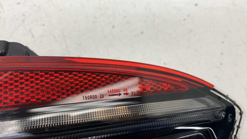1712514-00-E ⭕24-25 Model 3 Rear Right Lower Bumper Taillight Lamp LED Reflector 1712514-00-E