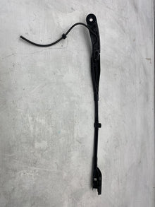 ⭕ 2020-2023 Tesla Model Y Front Side Windshield Wiper Arm & Blade 1490249-00-B