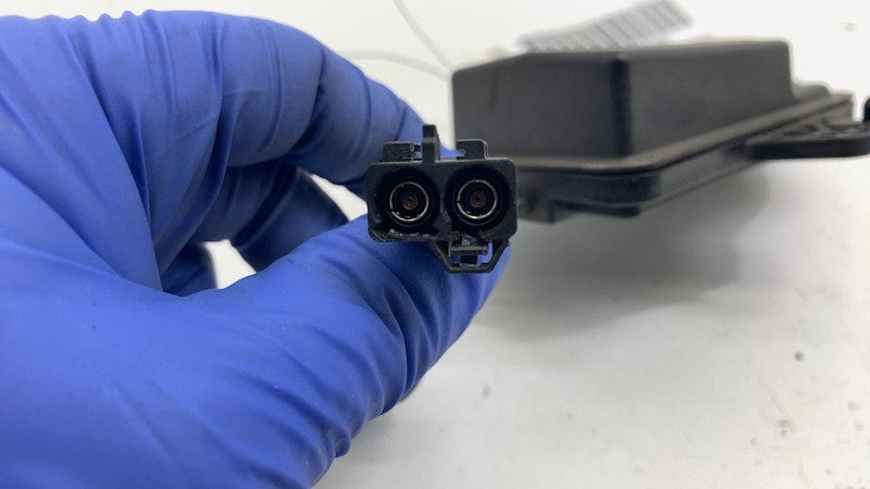 ⭕ 2025 Rivian R1S Roof Antenna AMP Amplifier Unit Module PT00698831-A