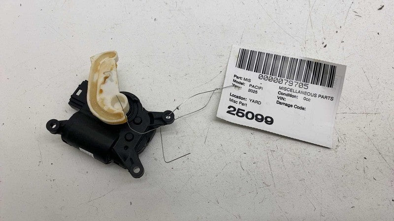 16478545 ⭕ 17-25 Chrysler Pacifica Air Conditioning Heater Flap Motor Actuator 16478545