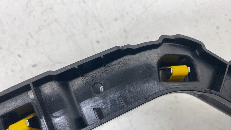 ⭕ 2022-2025 Rivian R1S Front Right Seat Upper Trim Bezel Cover OEM PT0