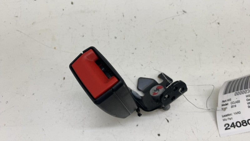 A2058600569 ⭕ 15-21 Mercedes-Benz C300 W205 Rear Left Center Seat Belt Buckle LH A2058600569