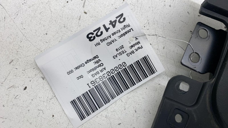 ⭕ 17-23 Tesla Model Y 3 Right Knee Airbag Passenger Safety Module 1077