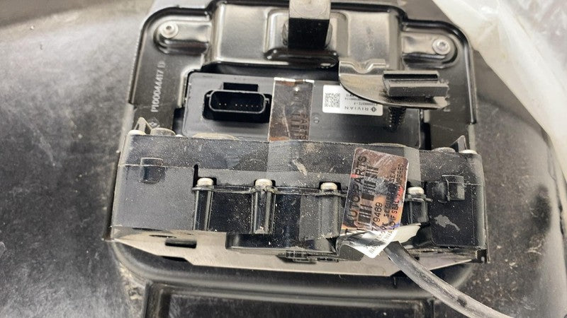 C100000351H ⭕ 22-24 Rivian R1T Rear Trunk Left Pick Up Bed Trim Panel Cover LH C100000351-H