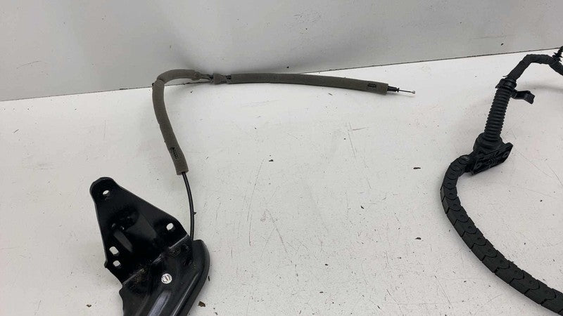 68368918AH ⭕ 2017-2025 Chrysler Pacifica Rear Right Sliding Door Track w/ Motor 68368918AH