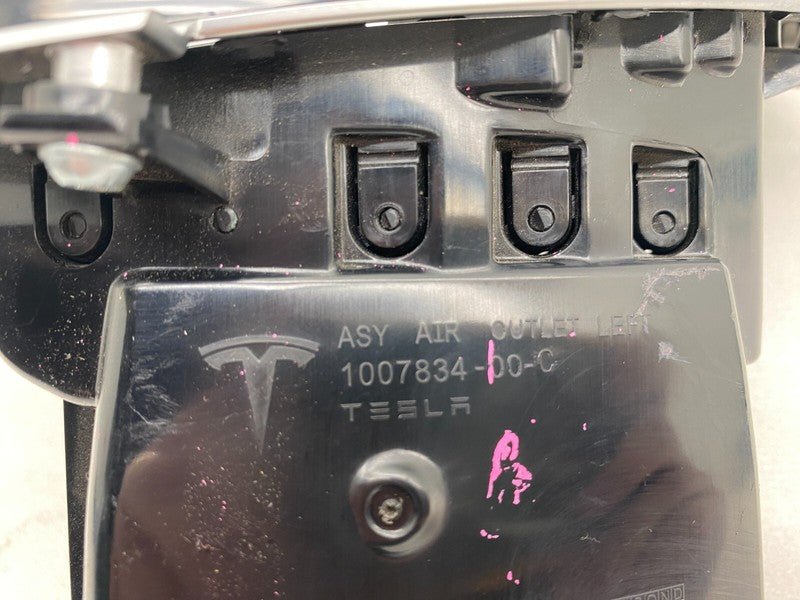 1007834 00 C ⭕ 2012-2015 Model S Driver Side A/C Air Vent Outlet Trim Panel Left 1007834-00-C