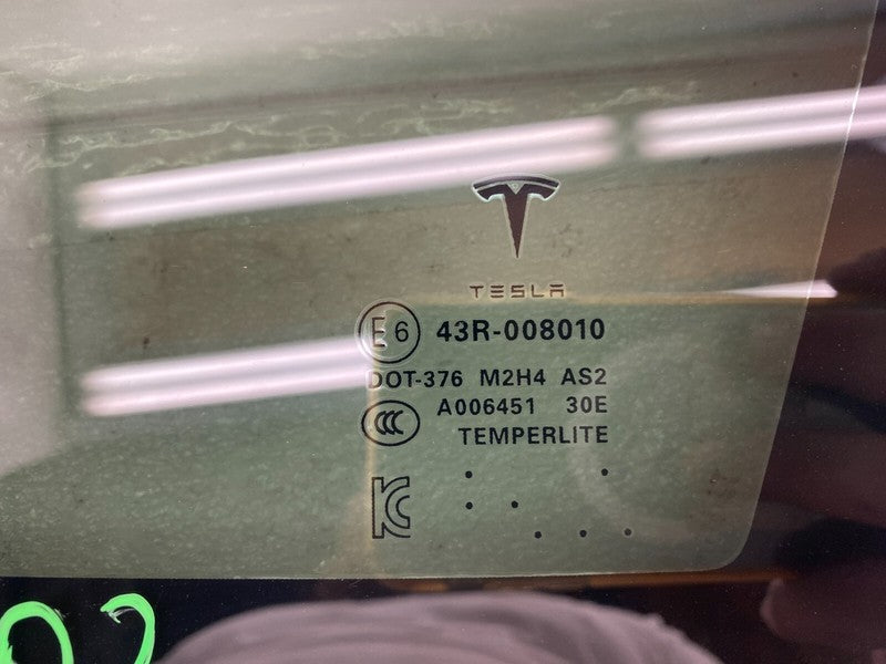 E6 43R-008010 ⭕ 2012-2020 Tesla Model S Rear Passenger Side Quarter Fixed Glass Right Assembly