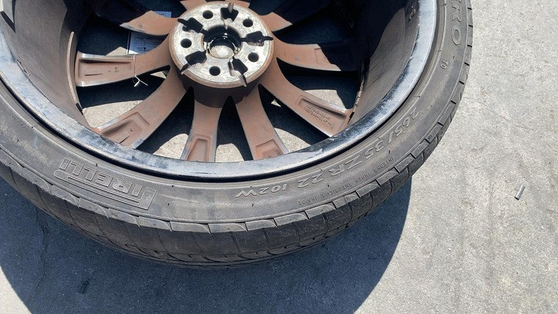 ⭕ 16-20 Model X Turbine Wheel Rim 22x9.0J +35MM w/ Tire 265/35ZR22 102