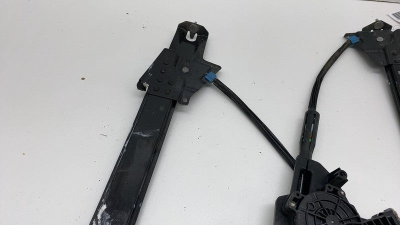 600637700D 2012-2020 Tesla Model S Rear Passenger Side Door Window Regulator & Motor Right