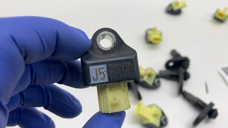 ⭕ 2019 Toyota C-HR SET Crash Impact Sensors SRS Assembly