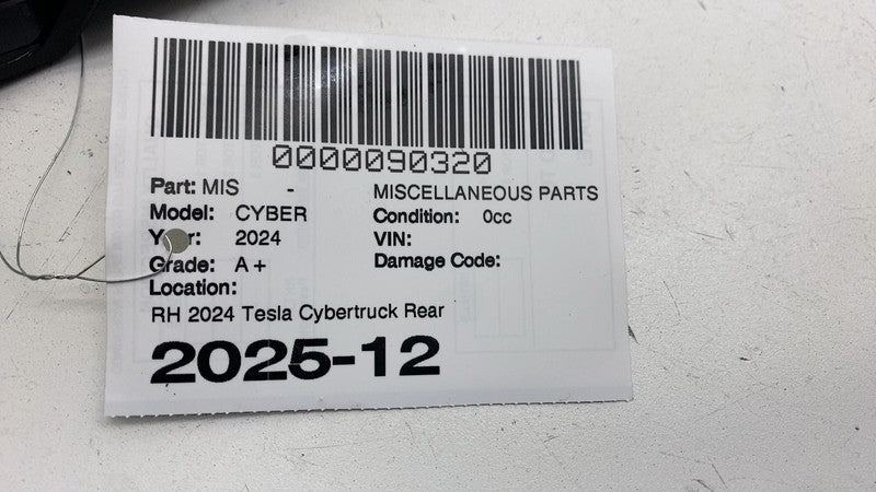 ⭕ 2024 Cybertruck Rear Baffle Closeout Sail Panel Molding Right RH 184