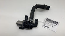 2021 2022 2023 BMW 530e G30 HVAC Heater Control Valve w/ Hose Pipe Assembly