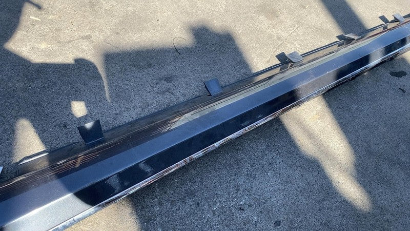 600587400J ⭕ 12-20 Model S Driver Side Skirt Rocker Molding Sill Panel Left LH 6005874-00-J