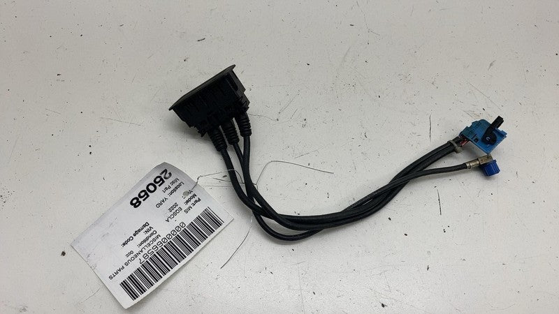 ⭕ 2022 Mercedes-Benz EQS 450+ V297 Multimedia Connection Type C-USB Port Socket