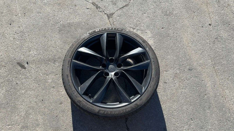⭕ 16-21 Tesla Model S Rear Wheel Rim 21x9 ET40 w/ Tire 265/35 ZR21 1075749-01-D