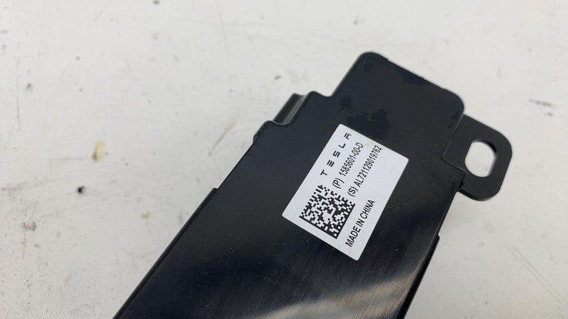 158560100D ⭕ 2017-2023 Tesla Model 3 Y WiFi Bluetooth Antenna Control Module 1585601-00-D