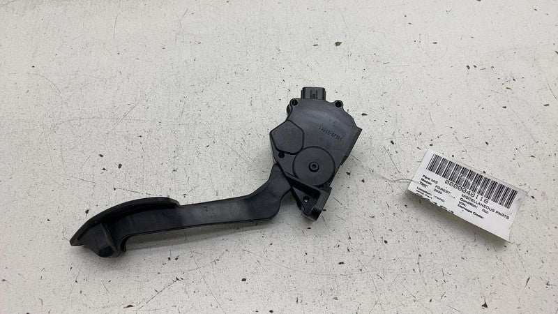 2019-2024 Subaru Forester Gas Accelerator Foot Pedal w/ Mount Bracket Sensor OEM