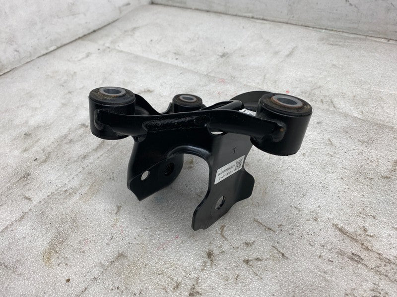 1110233-00-C ⭕ 2017-2023 Tesla Model 3 M3 Front Left Side Drive Unit Motor Mount 1110233-00-C