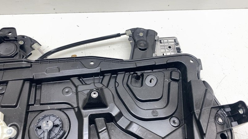 ⭕20-24 Model Y Front Right Door Window Regulator & Motor w/ Carrier 14