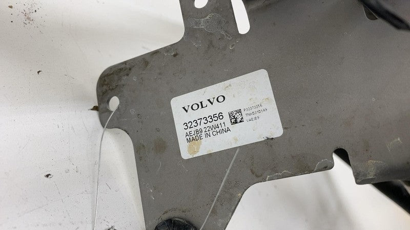 32373356 ⭕ 2021-2023 Polestar 2 Coolant Cooling Water Hose Tube Pipe w/ Bracket 32373356