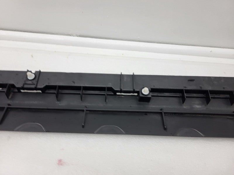 149774500C ⭕ 20-23 Model Y Right Skirt Rocker Molding Panel Carrier Bracket RH 1497745-00-C