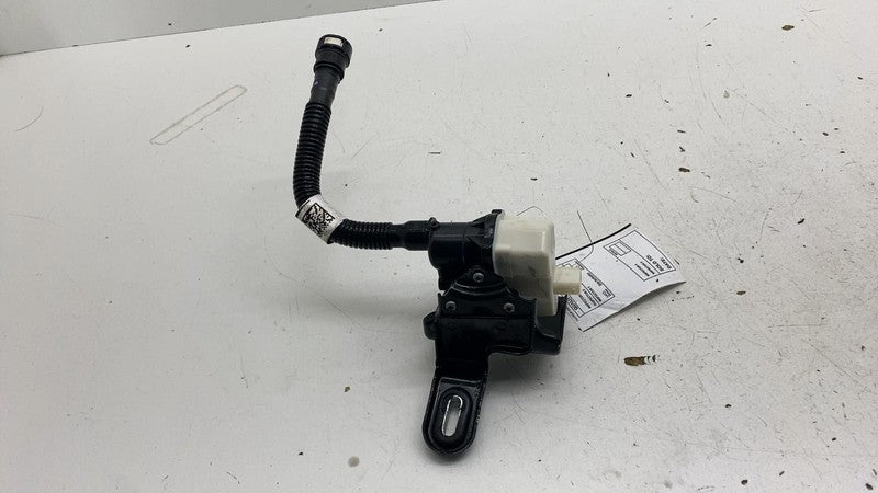 ⭕ 2017-2020 Maserati Ghibli Fuel Emission System Leak Detection Pump &