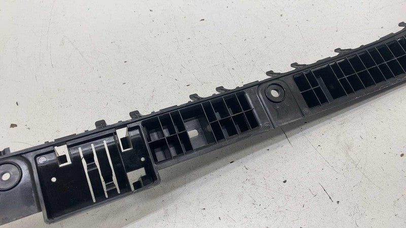 ⭕ 2024-2025 Tesla Model 3 Rear Bumper Fascia Center Support Bracket 17