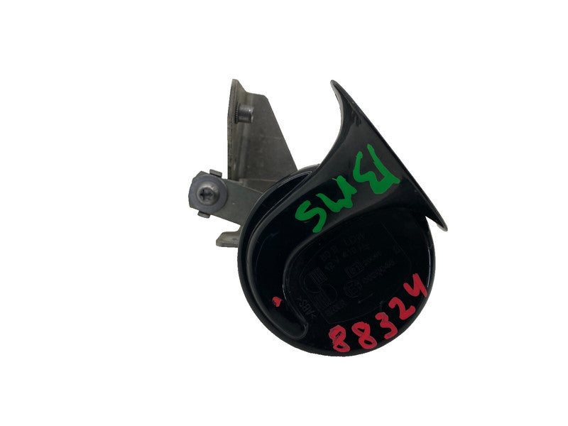 E1 0020046 ⭕ 12-20 Model S Seger Low Pitch Tone Horn 12V 410 Hertz w/ Bracket 6008607-00-B