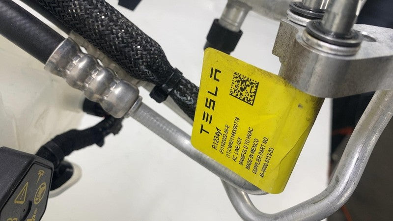 150202200E 20-23 Model Y Supermanifold Refrigerant Chiller + Coolant Reservoir 1549902-00-C