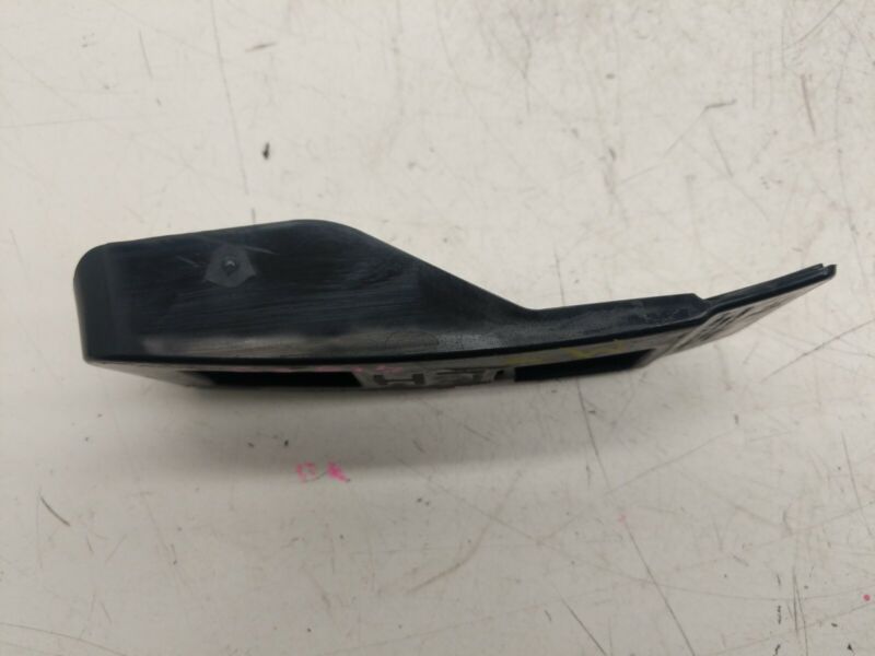 1083992 00 D ⭕ 2017-2023 Model 3 Rear Under Taillamp Bumper Mount Bracket Left 1083992-00-D
