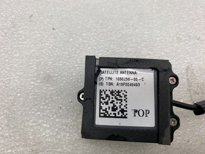 105025600C ⭕ 2012-2023 Model S Satellite Radio AM FM Amplifiers Antenna Module 1050256-00-C