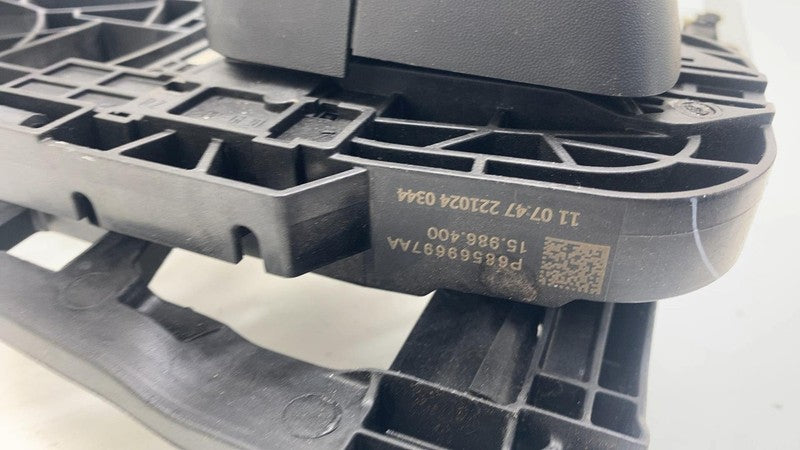 68569697AA ⭕ 2019-2025 Ram 1500 Rear Right Exterior Door Handle Outer w/ Actuator RH White