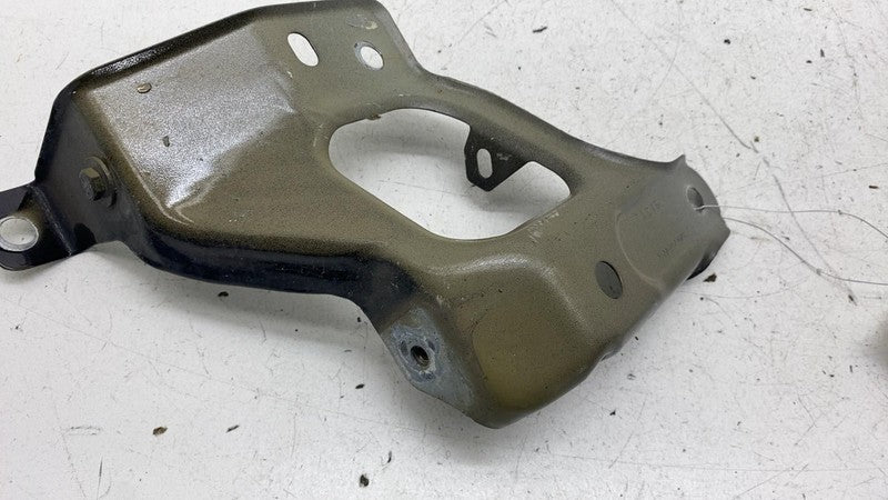 ⭕ 2017-2023 Tesla Model 3 M3 Front Right Fender Support Bracket RH 108