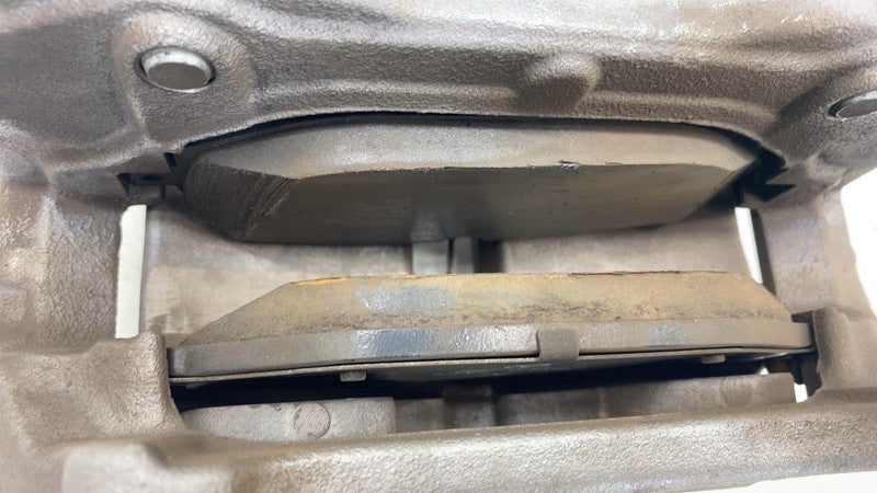 ⭕ 15-23 Mercedes C-Class C300 W205 Front Right Caliper & Brake Hose A2