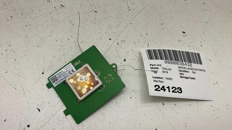 ⭕ 17-23 Model 3 Y Windshield Triple Camera GPS Navigation Antenna 1079