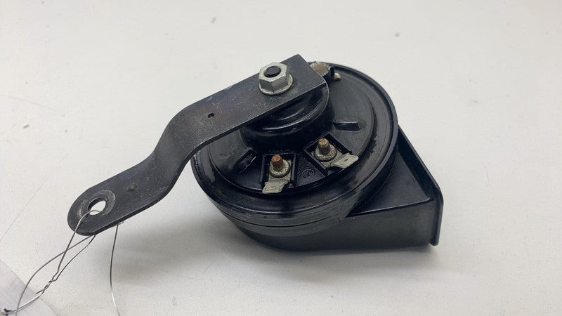 ⭕ 2016-2020 Tesla Model X FIAMM Low Pitch Tone Horn Signal w/ Bracket 