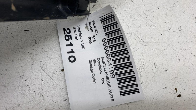 ⭕ 2022-2025 Rivian R1S Front Left Kick Plate Cowl Trim Cover Panel LH 