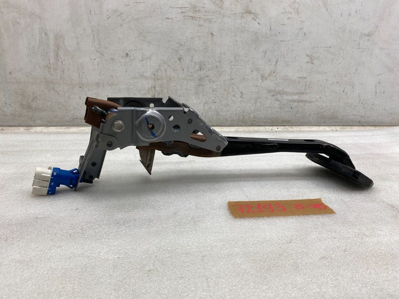 600645500A ⭕ 2012 2013 2014 2015 Tesla Model S Brake Pedal w/ Bracket Assembly 6006455-00-A